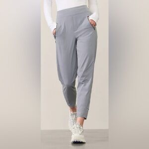 Athleta Trekkie North Jogger Hiking Pants Size 18 & 25.5”inseam
Storm Cloud ✨EUC